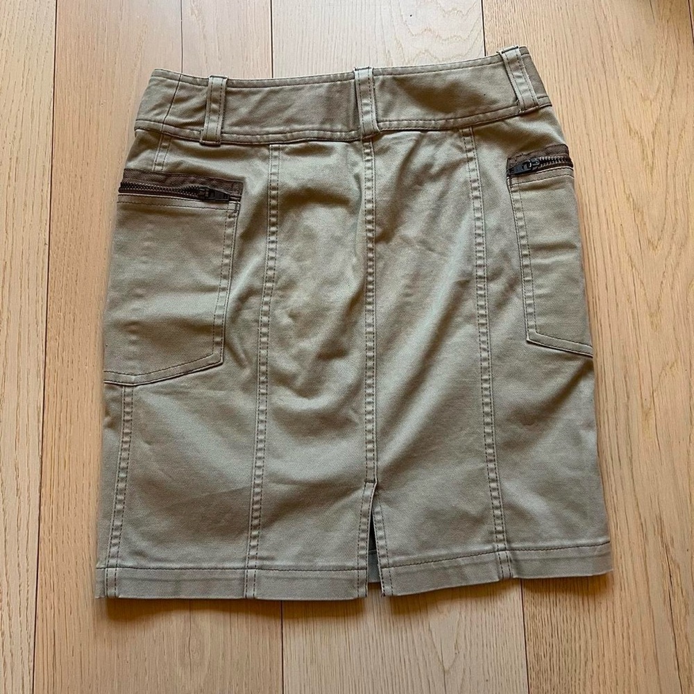 Khaki Button-Front Skirt - Picture 2 of 3